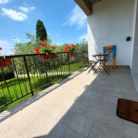 Villa Dolcitalia Tra Gardaland E Le Terme Di Cola Lazise Extérieur photo